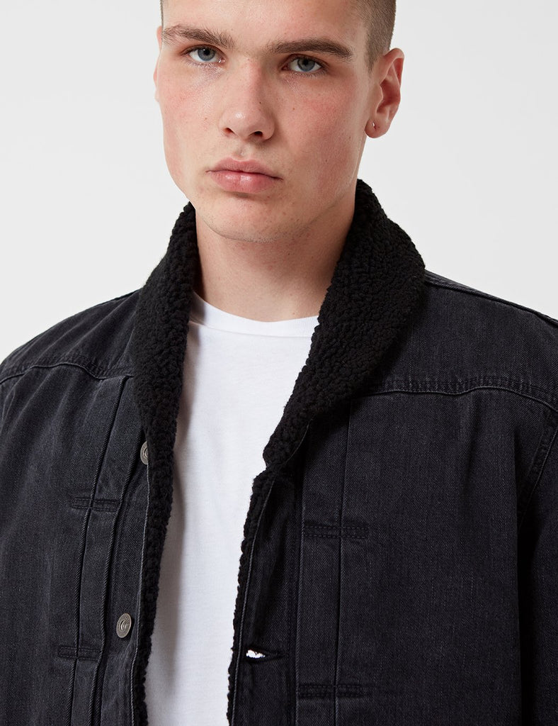 Levis Made & Crafted Shawl Collar Trucker - Black | URBAN EXCESS